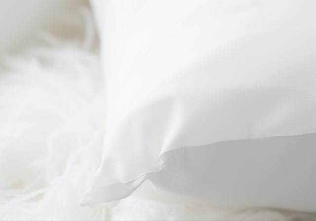 Soft duck down pillow texture